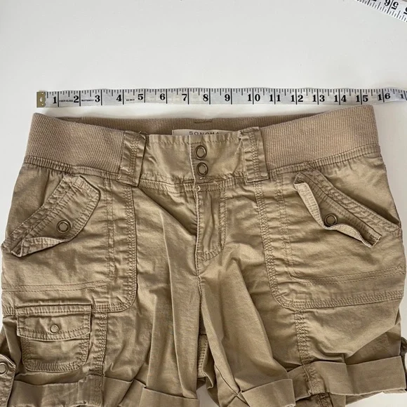 Sonoma Women's Tan Cargo Shorts - Picture 7 of 11